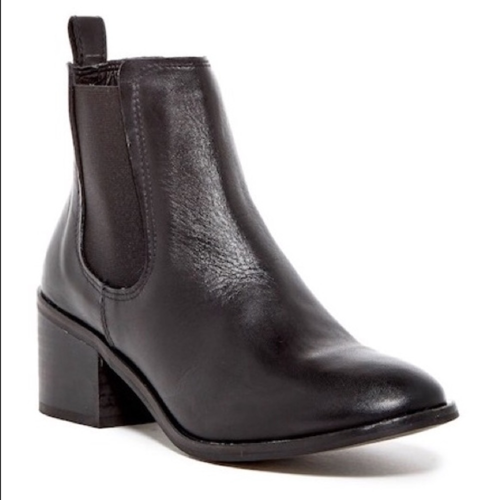 Steve Madden City black leather Chelsea boots